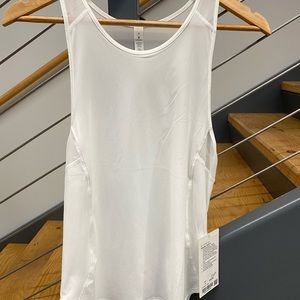 Lululemon sculpt tank II size 4